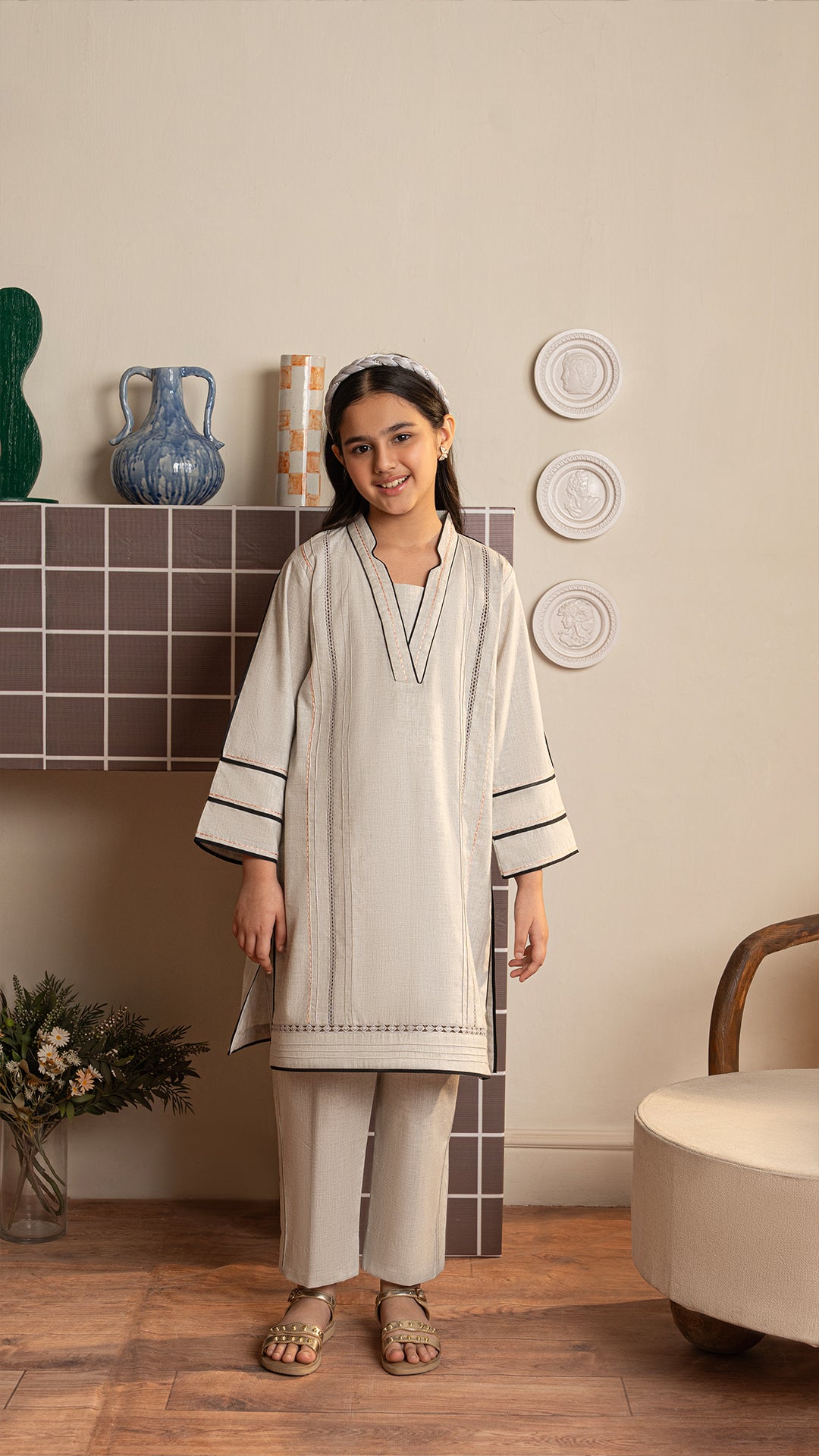 Grey Whisper – Mini (2 Pc-Stitched)