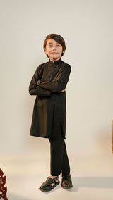 Black Kurta and Trouser (2pc-Stitched)