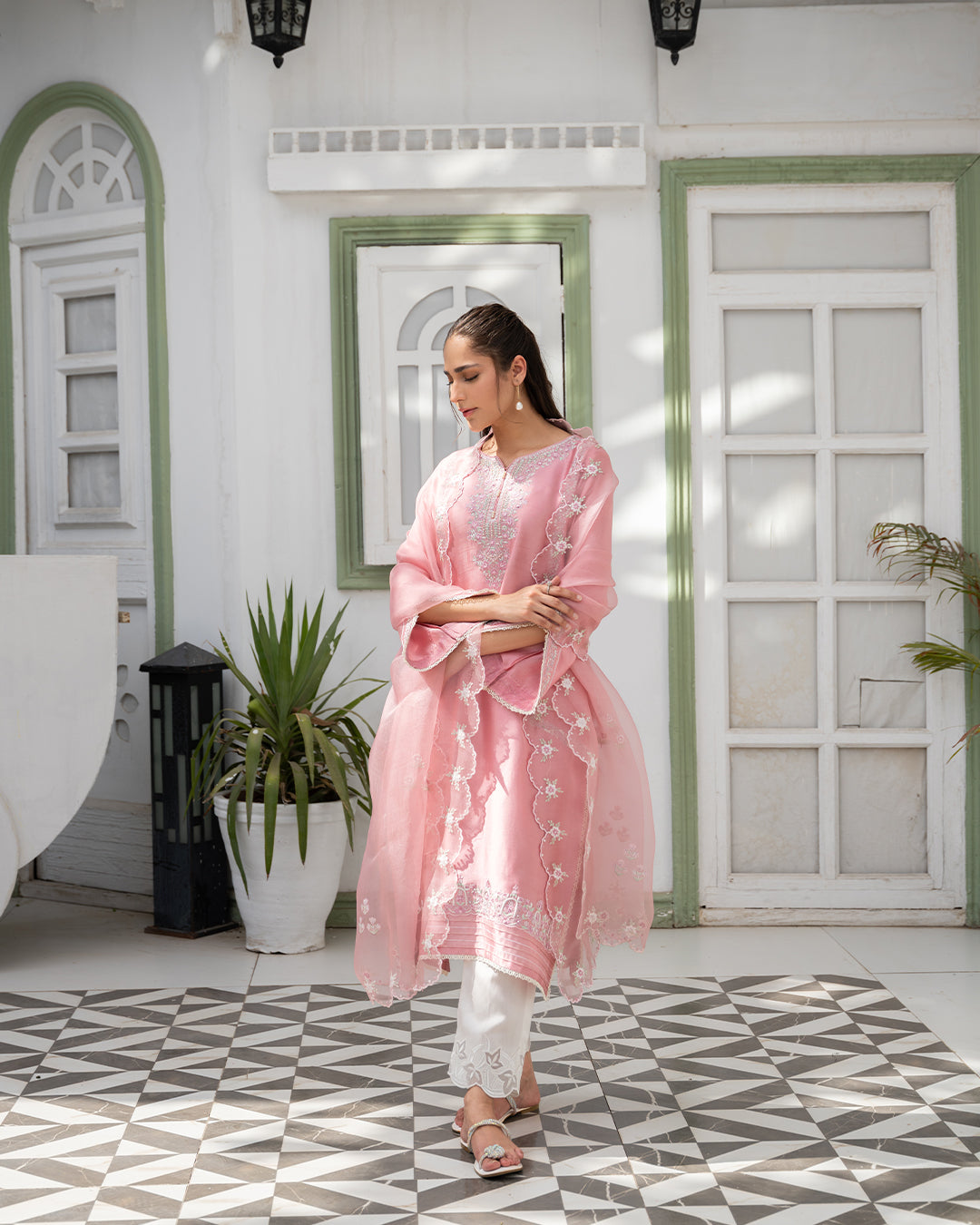 Dusky rose (2 pc-Stitched)