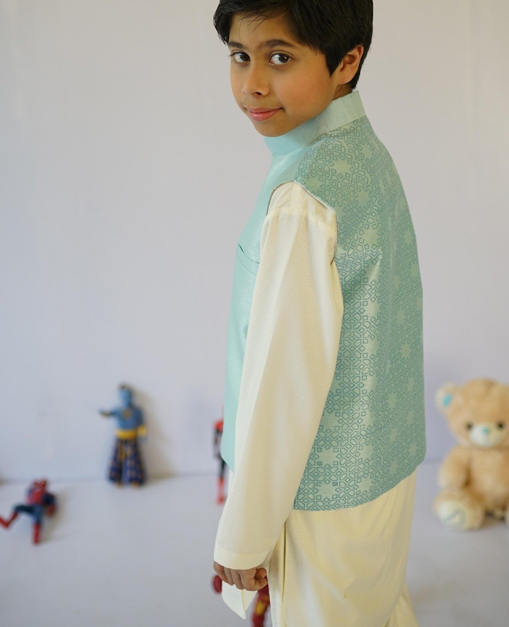 Boski Suit