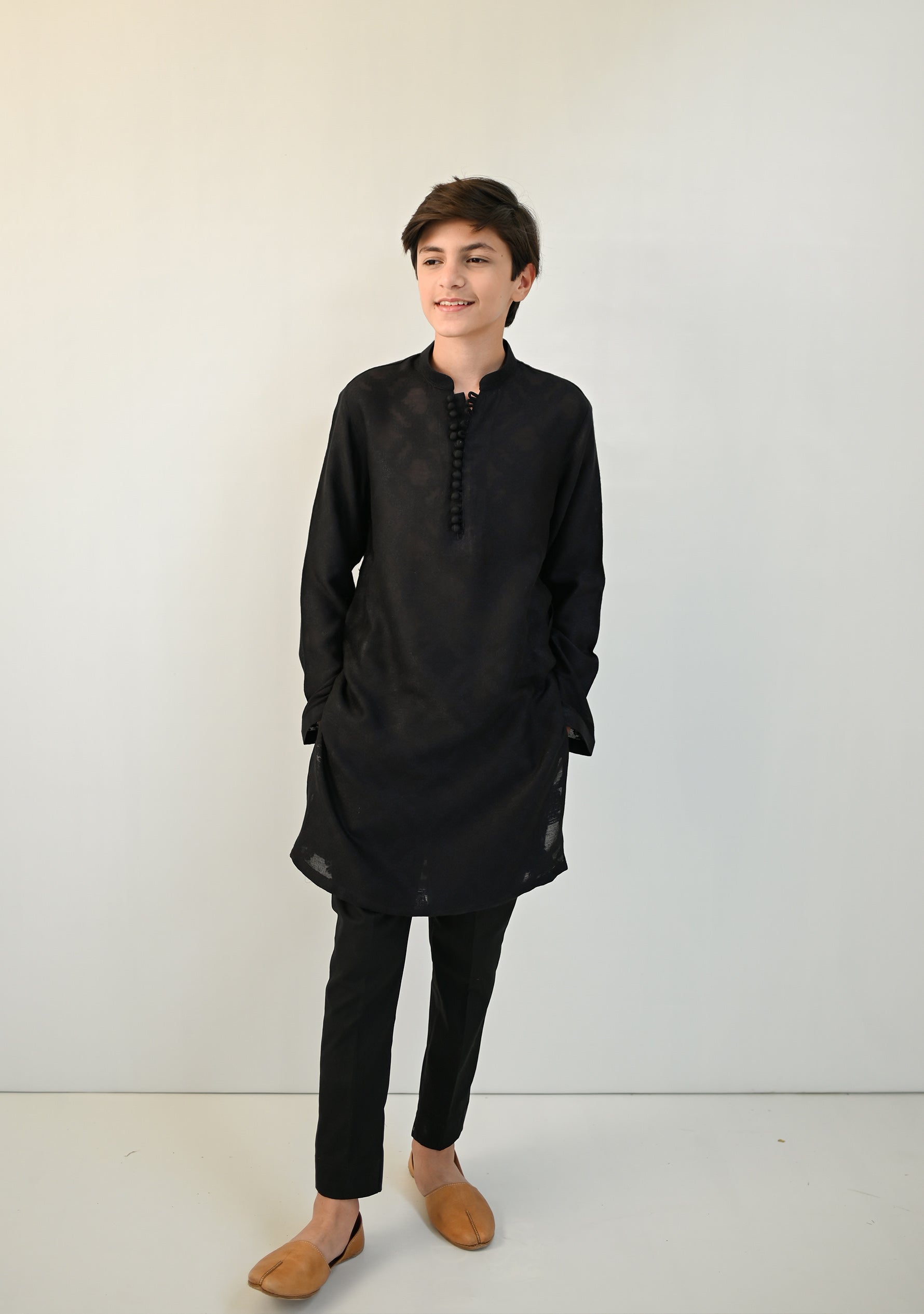 Junior Aryan Black