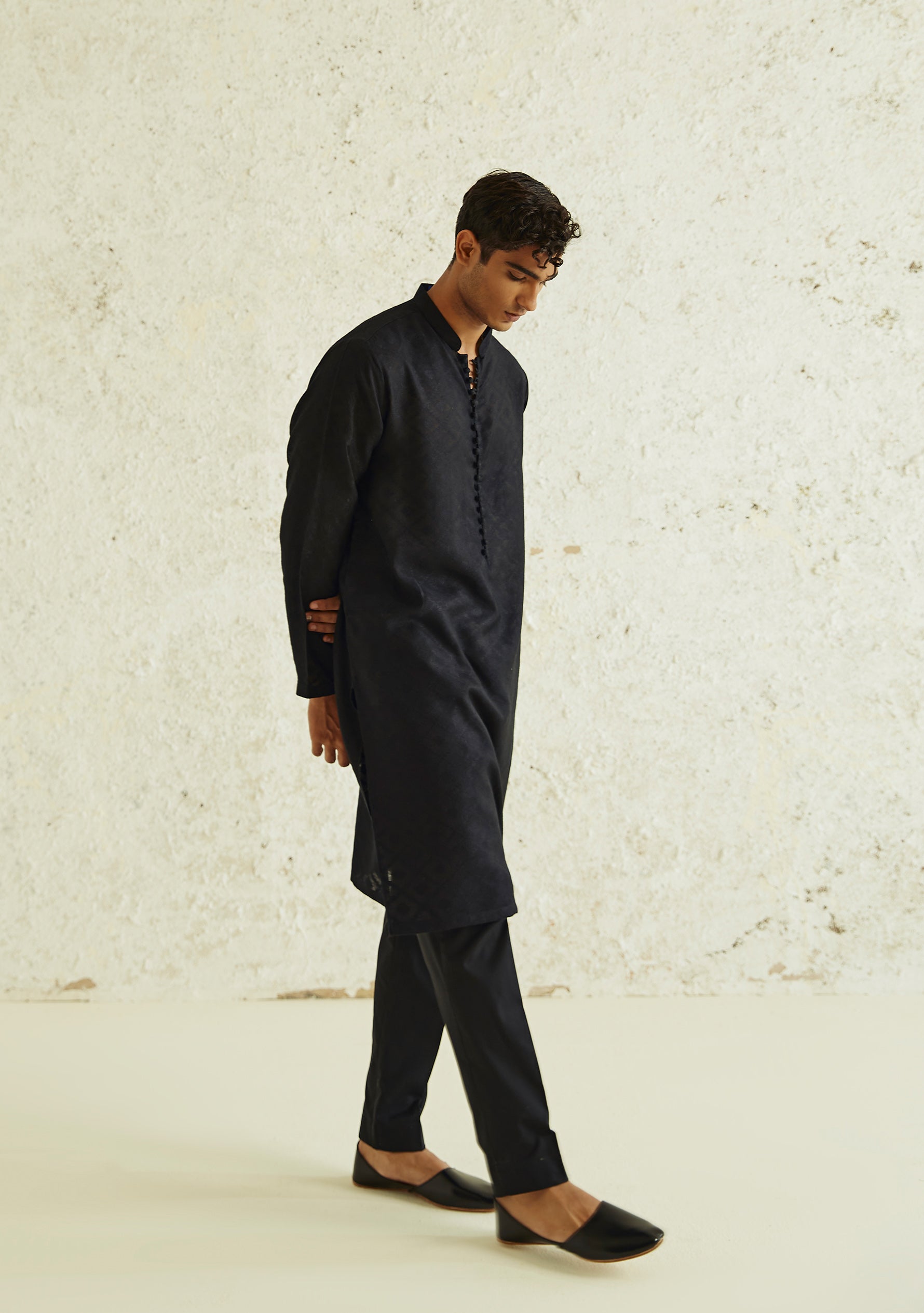 Aryan Black Suit